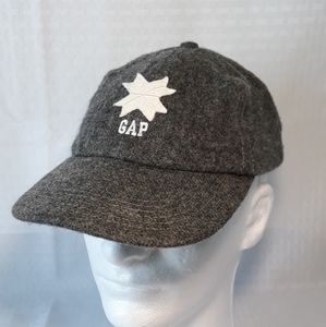 GAP 100% wool Winter hat cap gray adjustable strap back unisex EUC